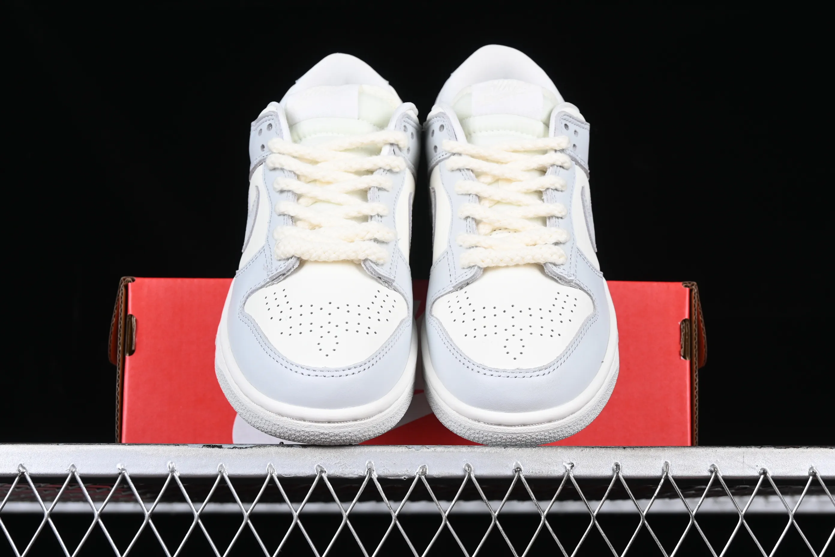 All categories Nk SB Dunk series Nk SB Dunk Low low-top sneakers J version Nk Dunk Low "Needlework" embossed gray SB low-top sports and leisure sneakers FJ4553-133